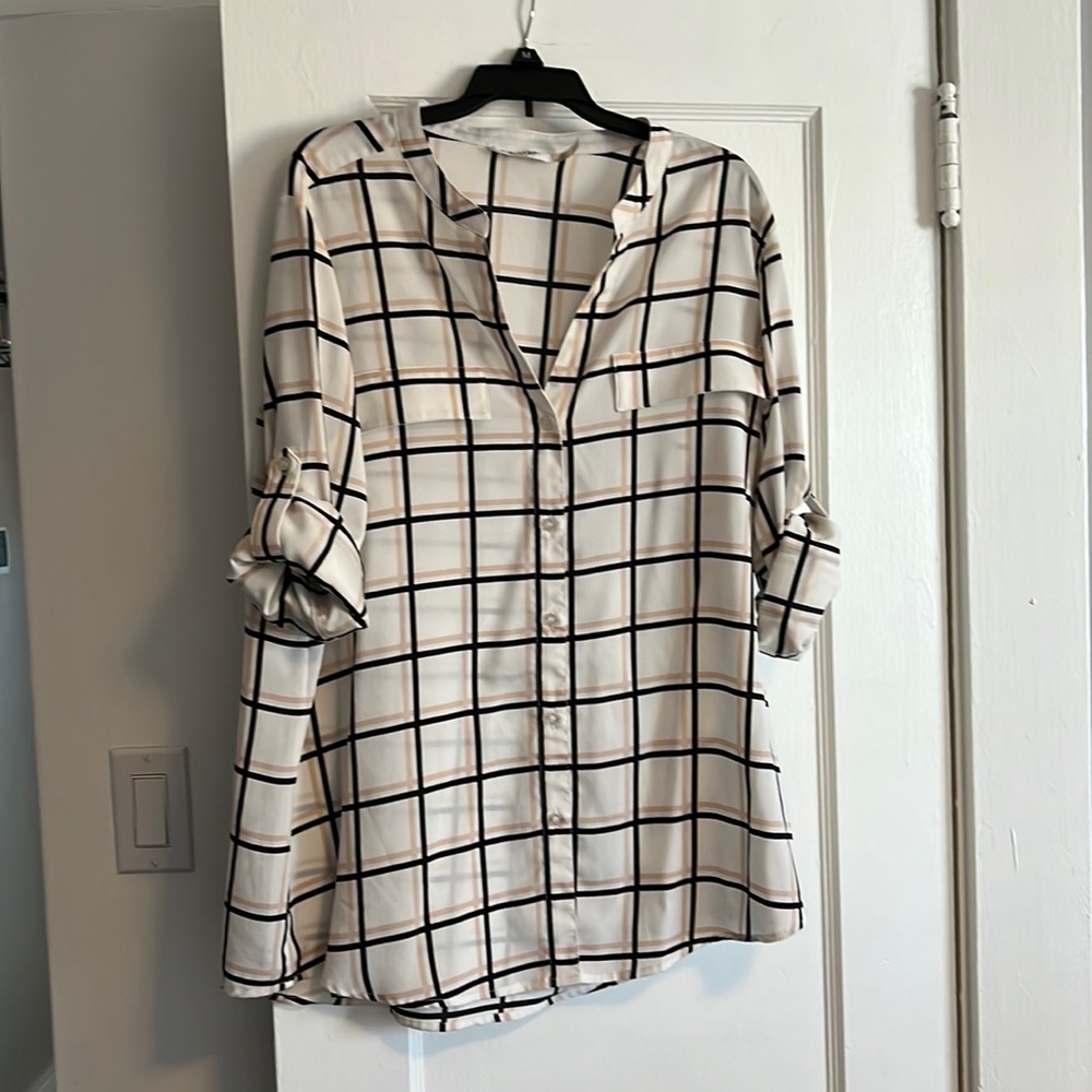 Calvin Klein Collarless Button Up